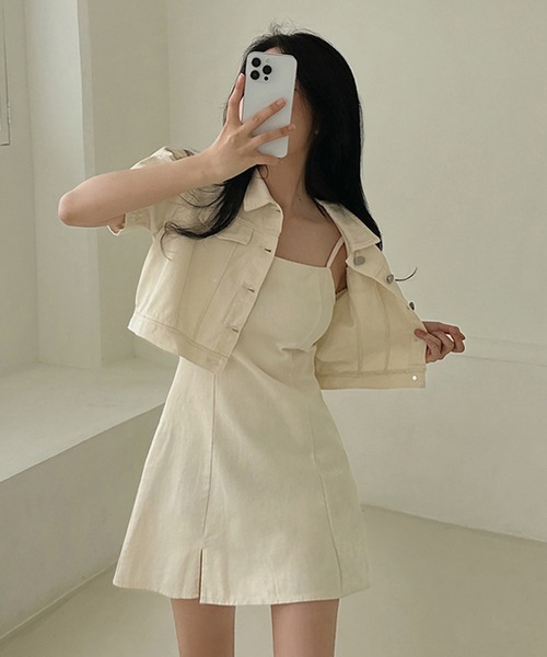 Girly Doll(ガーリードール)の「【セットアップ】パフスリショートジャケット&ミニキャミワンピース(セットアップ・レディース・ブラック/ベージュ・FREE)」の10枚目の写真