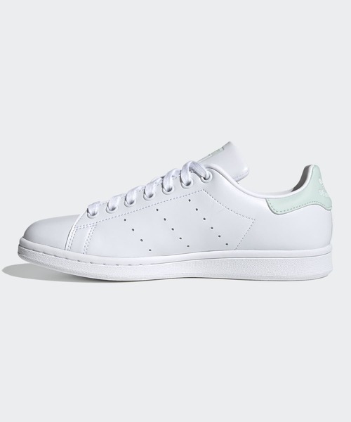 adidas（アディダス）の「スタンスミス [STAN SMITH W]  / アディダスオリジナルス adidas Originals（スニーカー・レディース・ホワイト系その他・24.0cm/24.5cm/22.5cm/22.0cm/23.0cm/23.5cm/28.0cm/25.0cm/25.5cm/26.5cm/26.0cm/27.5cm/27.0cm）」の6枚目の写真