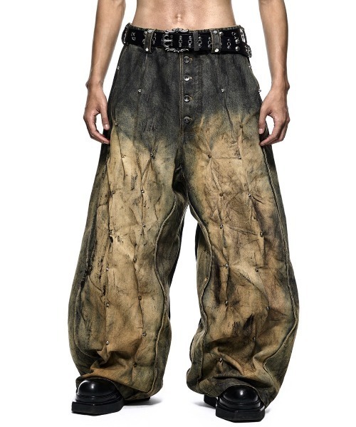 RICH（リッチ）の「【RICH】MULTI RIVET DIRT WASHED WIDE PANTS  / 【RICH】ダーティーウォッシュリベットワイドデニムパンツ＜着用動画あり＞（デニムパンツ・メンズ・チャコール・M/XS）」の11枚目の写真