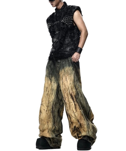 RICH（リッチ）の「【RICH】MULTI RIVET DIRT WASHED WIDE PANTS  / 【RICH】ダーティーウォッシュリベットワイドデニムパンツ＜着用動画あり＞（デニムパンツ・メンズ・チャコール・M/XS）」の6枚目の写真