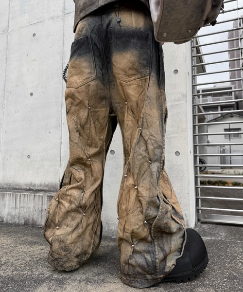 RICH（リッチ）の「【RICH】MULTI RIVET DIRT WASHED WIDE PANTS  / 【RICH】ダーティーウォッシュリベットワイドデニムパンツ＜着用動画あり＞（デニムパンツ・メンズ・チャコール・M/XS）」の17枚目の写真