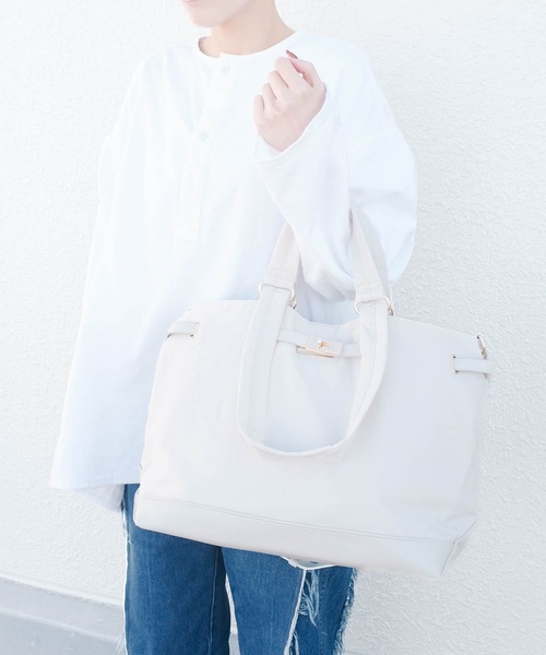 Chick(チック)の「【es】【susabi/スサビ】STACEY 撥水キャンバス&撥水ナイロン 2WAY トートバッグ マザーズバッグ(トートバッグ・レディース・ライトグレー/ブラック/ベージュ/ホワイト系1/ホワイト系2・FREE)」の7枚目の写真