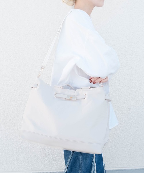 Chick(チック)の「【es】【susabi/スサビ】STACEY 撥水キャンバス&撥水ナイロン 2WAY トートバッグ マザーズバッグ(トートバッグ・レディース・ライトグレー/ブラック/ベージュ/ホワイト系1/ホワイト系2・FREE)」の21枚目の写真