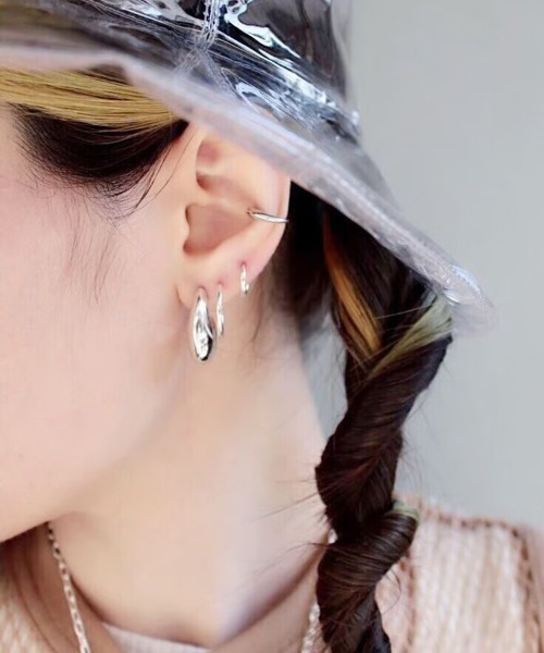 norme（ノーム）の「【SILVER925】ノーム ヘイロー フープ ピアス (スモール/2P) / norme Halo hoop pierce (Small/2P)（ピアス（両耳用）・レディース・シルバー・FREE）」の3枚目の写真