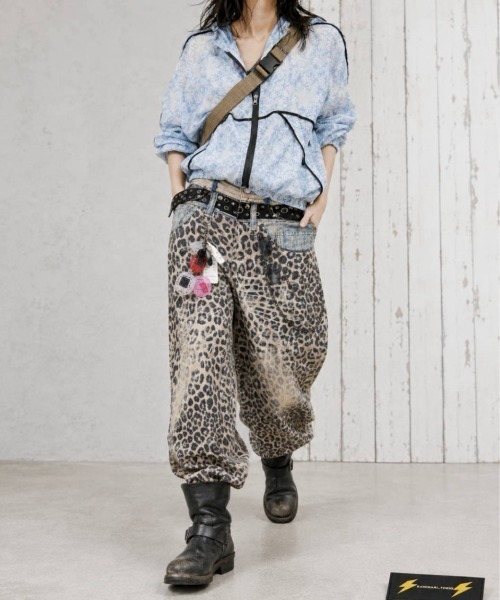 KAMINARI_TOKIO(カミナリトキオ)の「トロンプルイユレオパードワイドパンツ(カーゴパンツ・レディース・ベージュ・FREE)」の13枚目の写真