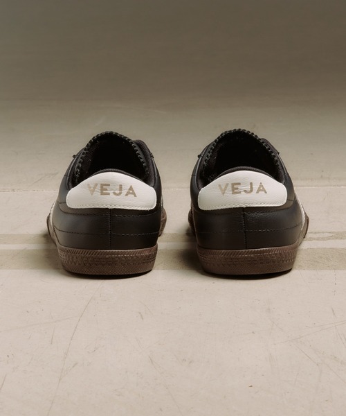 VEJA(ヴェジャ)の「VEJA Panenka レザースニーカー(スニーカー・レディース・ブラック×ホワイト・36/22/37/23/38/24/39/25/41/26.5cm/42/27cm/43/28cm)」の6枚目の写真