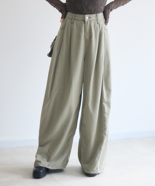 Paradise Picnic(パラダイスピクニック)の「TRANOI. カーブカラーデニムパンツ(デニムパンツ・レディース・カーキ/ブルー・SMALL/MEDIUM)」の8枚目の写真
