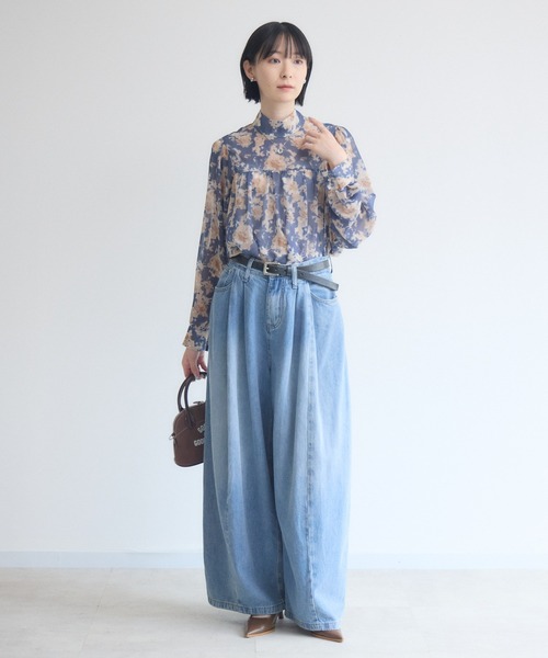 Paradise Picnic(パラダイスピクニック)の「TRANOI. カーブカラーデニムパンツ(デニムパンツ・レディース・カーキ/ブルー・SMALL/MEDIUM)」の11枚目の写真