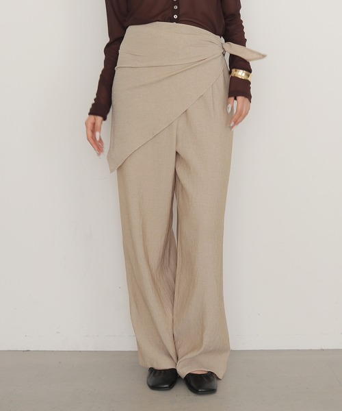 cheriella(シェリエラ)の「【cheriella】スカーフ付きレイヤードスラックス SCARF LAYERED SLACKS(スラックス・レディース・チャコールグレー/ベージュ・FREE)」の14枚目の写真