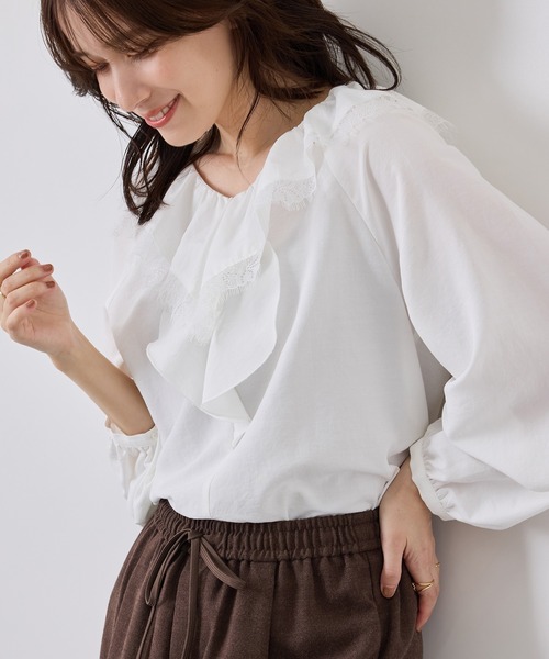 ROPE' PICNIC(ロペピクニック)の「レース使いラッフルフリルブラウス/UVカット・吸水速乾・接触冷感(シャツ/ブラウス・レディース・イエロー/ホワイト/ホワイト系その他/ブラック系その他・FREE)」の2枚目の写真