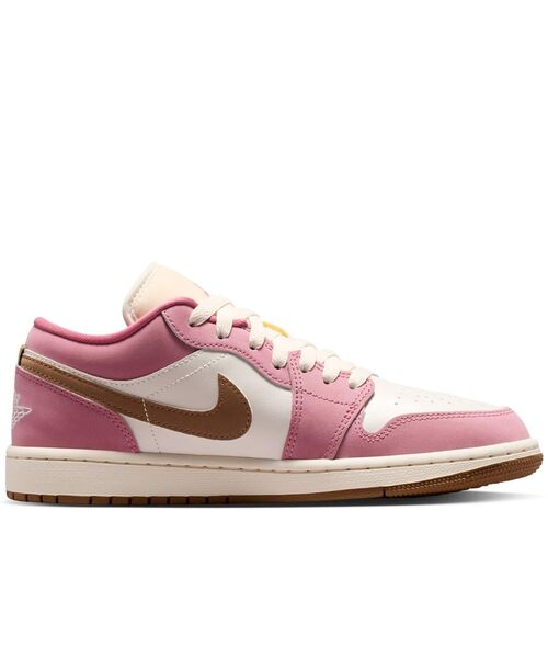 JORDAN BRAND(ジョーダンブランド)の「エア ジョーダン 1 LOW ウィメンズシューズ / Air Jordan 1 Low Women's Shoes DC0774-609 Desert Berry(スニーカー・レディース・ピンク系その他2・24.5/23/22.5/25/23.5/24/26/25.5/22)」の3枚目の写真