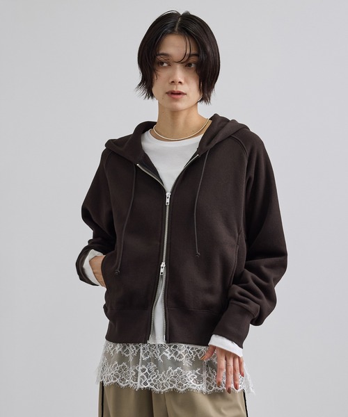 SALON adam et rope'(サロン アダム エ ロペ)の「TOMPKINS 裏毛パーカー(パーカー・レディース・ベージュ系その他/ダークブラウン・FREE)」の5枚目の写真