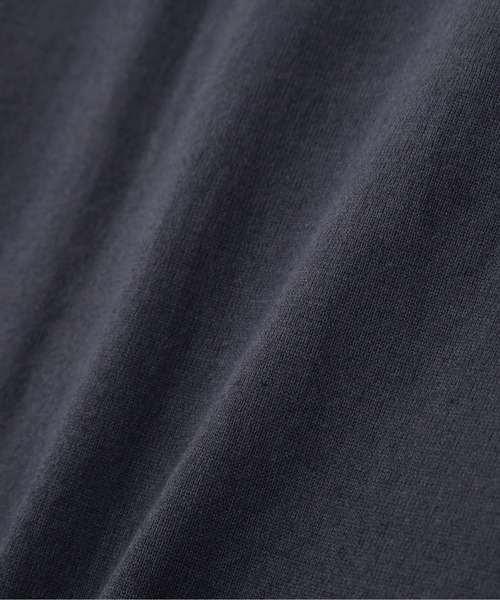 MHL.（エムエイチエル）の「MATTE COTTON JERSEY（Tシャツ/カットソー・メンズ・オフホワイト/グレー/ボルドー・MEDIUM/LARGE）」の12枚目の写真