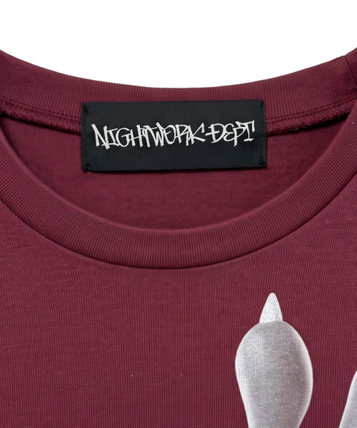 NIGHTWORKDEPT(ナイトワークデプト)の「AFTER HOURS CAT LONG SLEEVE_RED(Tシャツ/カットソー・レディース・その他・FREE)」の4枚目の写真