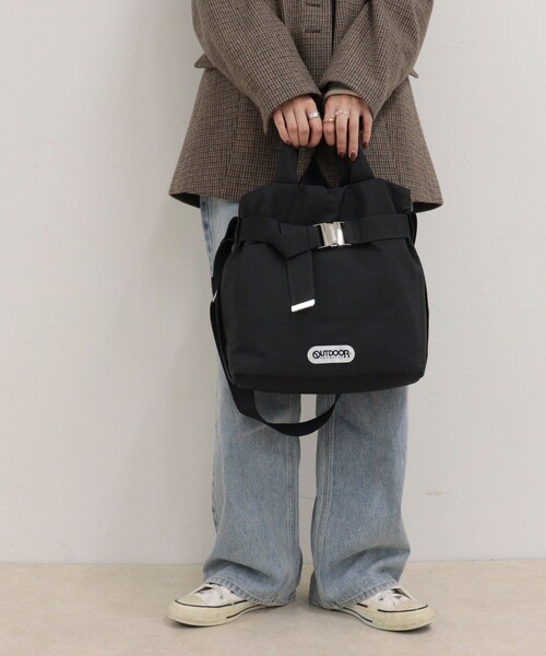 fredy emue（フレディエミュ）の「【OUTDOOR PRODUCTS】ナイロン2wayベルトトートバッグS（トートバッグ・レディース・ブラウン/シルバー/ブラック・FREE）」の8枚目の写真