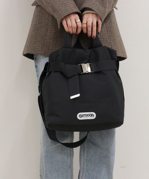 fredy emue（フレディエミュ）の「【OUTDOOR PRODUCTS】ナイロン2wayベルトトートバッグS（トートバッグ・レディース・ブラウン/シルバー/ブラック・FREE）」の9枚目の写真