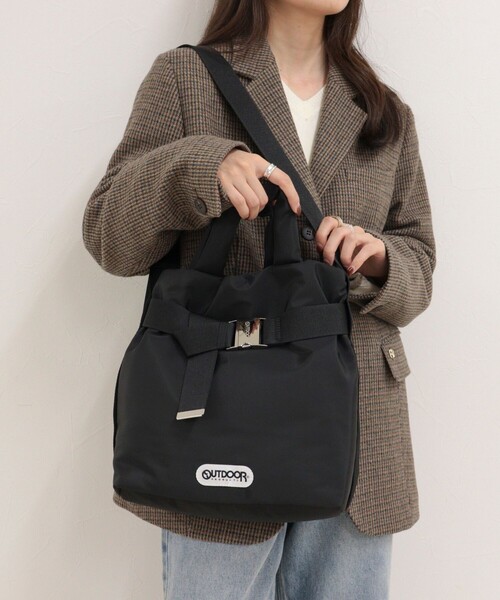 fredy emue（フレディエミュ）の「【OUTDOOR PRODUCTS】ナイロン2wayベルトトートバッグS（トートバッグ・レディース・ブラウン/シルバー/ブラック・FREE）」の10枚目の写真