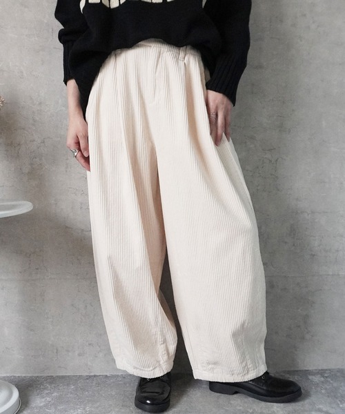 SELECT LEVERY(セレクトリベリー)の「コーデュロイサーカスパンツ(その他パンツ・レディース・ブラック/グレー/ブラウン/ベージュ/モカ/オフホワイト・X-LARGE/LARGE/SMALL/MEDIUM)」の1枚目の写真