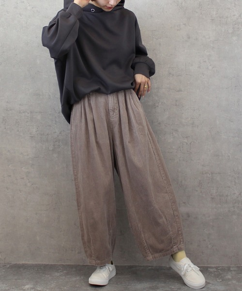 SELECT LEVERY(セレクトリベリー)の「コーデュロイサーカスパンツ(その他パンツ・レディース・ブラック/グレー/ブラウン/ベージュ/モカ/オフホワイト・X-LARGE/LARGE/SMALL/MEDIUM)」の15枚目の写真