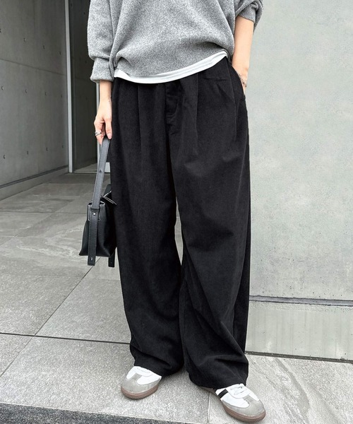 andme(アンドミー)の「コーデュロイコクーンワイドパンツ(その他パンツ・レディース・アイボリー/ブラウン/ブラック・M)」の1枚目の写真