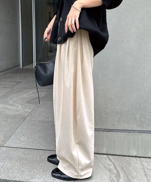 andme(アンドミー)の「コーデュロイコクーンワイドパンツ(その他パンツ・レディース・アイボリー/ブラウン/ブラック・M)」の13枚目の写真