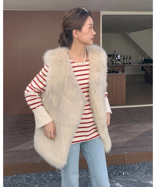 BIRTHDAY BASH(バースデイバッシュ)の「VEGAN FUR GILET IVORY(ヴィーガンファージレ)(その他アウター・レディース・アイボリー・FREE)」の3枚目の写真
