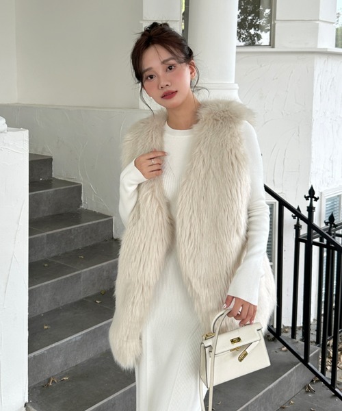 BIRTHDAY BASH(バースデイバッシュ)の「VEGAN FUR GILET IVORY(ヴィーガンファージレ)(その他アウター・レディース・アイボリー・FREE)」の15枚目の写真