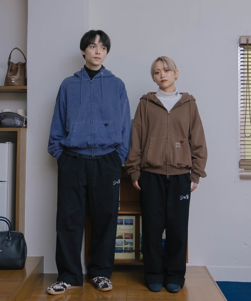 kaoyorinakami(カオヨリナカミ)の「balloon short zip hoodie / バルーンショートジップフーディ(パーカー・メンズ・グレー/ブラウン/ネイビー/レッド/ブルー/ブラック・LARGE/MEDIUM/X-LARGE/SMALL)」の7枚目の写真