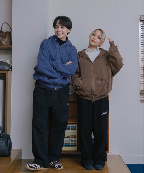 kaoyorinakami(カオヨリナカミ)の「balloon short zip hoodie / バルーンショートジップフーディ(パーカー・メンズ・グレー/ブラウン/ネイビー/レッド/ブルー/ブラック・LARGE/MEDIUM/X-LARGE/SMALL)」の8枚目の写真