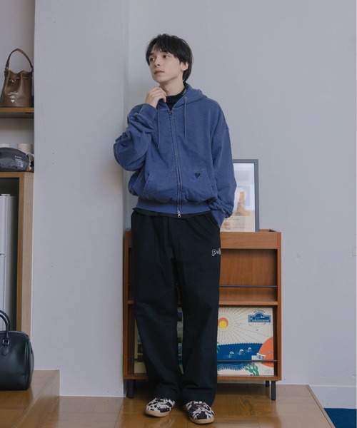 kaoyorinakami(カオヨリナカミ)の「balloon short zip hoodie / バルーンショートジップフーディ(パーカー・メンズ・グレー/ブラウン/ネイビー/レッド/ブルー/ブラック・LARGE/MEDIUM/X-LARGE/SMALL)」の10枚目の写真