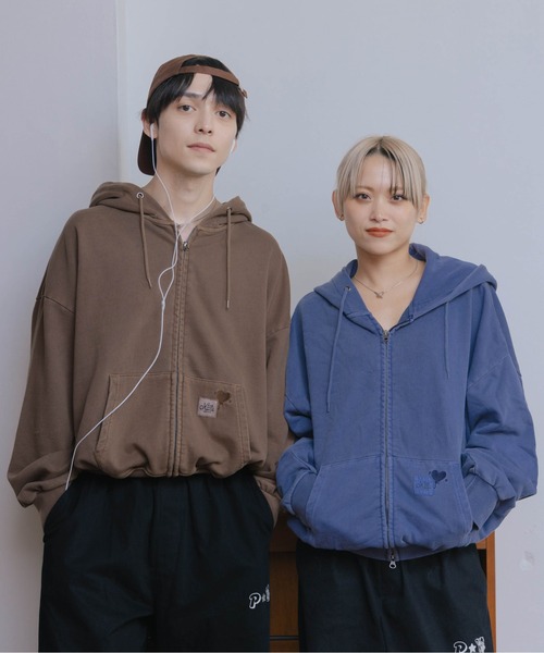 kaoyorinakami(カオヨリナカミ)の「balloon short zip hoodie / バルーンショートジップフーディ(パーカー・メンズ・グレー/ブラウン/ネイビー/レッド/ブルー/ブラック・LARGE/MEDIUM/X-LARGE/SMALL)」の22枚目の写真