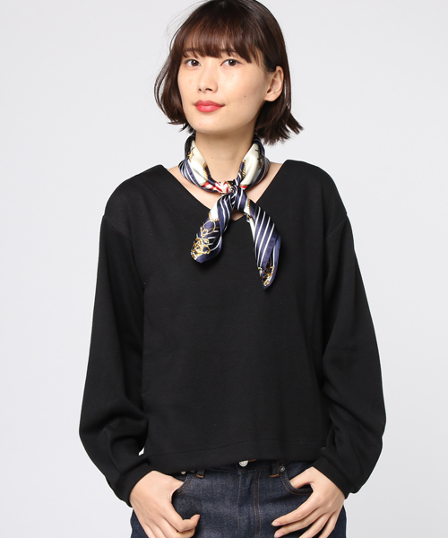 archives（アルシーヴ）の「スカーフ付きＶネックプルオーバー（Tシャツ/カットソー・レディース・ブラック/ピンク系その他/オフホワイト・MEDIUM）」の3枚目の写真