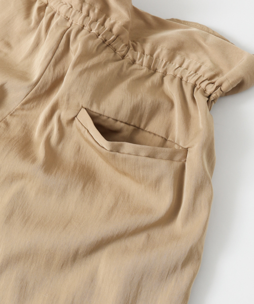 URBAN RESEARCH（アーバンリサーチ）の「テンセル混ドロストイージーワイドパンツ（その他パンツ・レディース・ネイビー/レッド/ベージュ・FREE）」の8枚目の写真