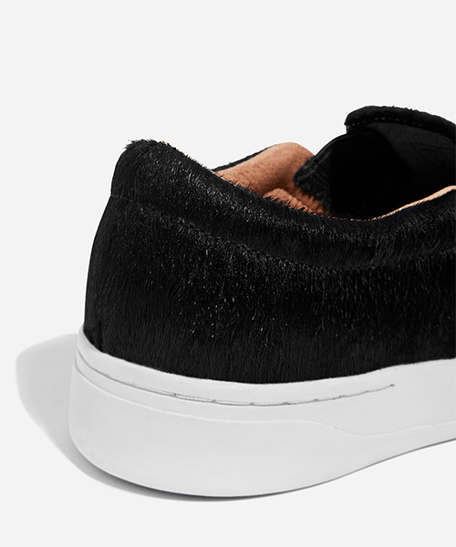 Saturdays NYC（サタデーズ ニューヨークシティ ）の「Vass Cowhide Sneaker（スリッポン・メンズ・オフホワイト/ブラック・29.0cm/28.0cm/25.0cm/27.0cm/26.0cm）」の6枚目の写真