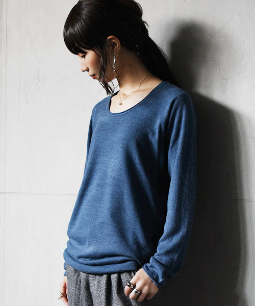 and it_(アンドイット)の「シンプルロングクレープニット【カシミヤタッチ】【nonno 3月号掲載品】(ニット/セーター)」|ネイビー