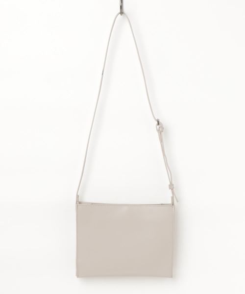 YAHKI（ヤーキ）の「YAHKI ヤーキ / スクエアショルダーバッグ（ショルダーバッグ・レディース・ブラック/シルバー/グリーン/ピンク/グレー/レモンイエロー・FREE）」の3枚目の写真