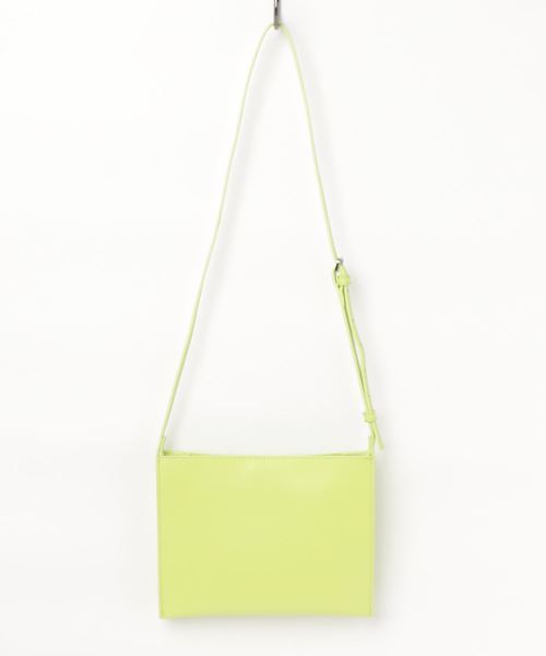 YAHKI（ヤーキ）の「YAHKI ヤーキ / スクエアショルダーバッグ（ショルダーバッグ・レディース・ブラック/シルバー/グリーン/ピンク/グレー/レモンイエロー・FREE）」の5枚目の写真