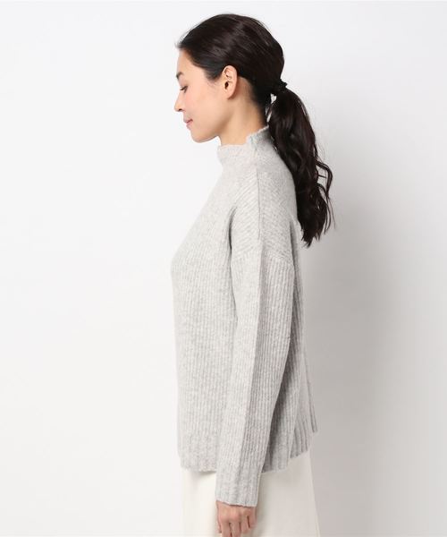 RIVE DROITE（リヴドロワ）の「バックスリットハイネックニット（ニット/セーター・レディース・ライトグレー・FREE）」の3枚目の写真