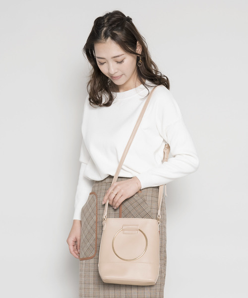 PLAIN CLOTHING（プレーンクロージング）の「ゴールドハンドル2wayバッグ（ショルダーバッグ・レディース・キャメル/ベージュ/グレー/ブラック/ワイン・FREE）」の13枚目の写真