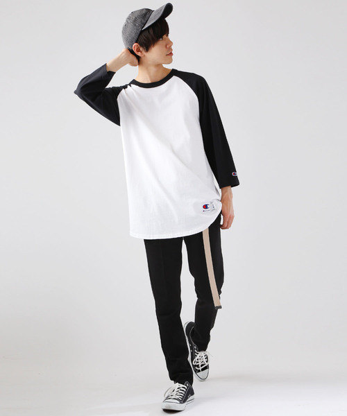 Champion(チャンピオン)の「Champion Authentic Raglan Baseball T-SHIRTS /チャンピオン コットン ベースボール ラグラン Tシャツ(3/4スリーブ)(Tシャツ/カットソー・メンズ・ホワイト×ネイビー/グレー系その他/グレー系その他2/ホワイト系その他/ホワイト×ブラック/ホワイト×グリーン・XL/S/M/L)」の9枚目の写真