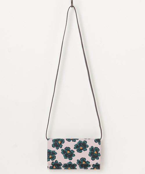 Paul Smith（ポールスミス）の「HAWAIIAN BLOOM PRINT MIX WALLET BAG