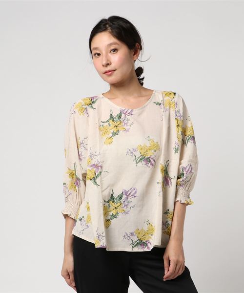 LBC（エルビーシー）の「花柄プリントブラウス（シャツ/ブラウス・レディース・イエロー/ブルー・M/L）」の6枚目の写真