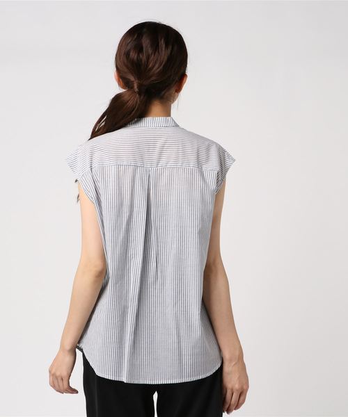 N.(N. Natural Beauty Basic)(エヌエヌナチュラルビューティーベーシック)の「キュームコアローンノースリーブシャツ(シャツ/ブラウス・レディース・ブラック/ホワイト/パープル/ダークネイビー・MEDIUM)」の6枚目の写真