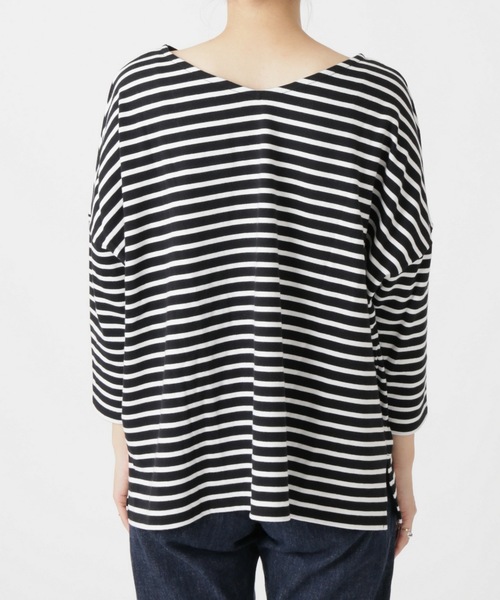 SLOBE IENA(スローブイエナ)の「《WEB限定》2WAYルーズTシャツ◆(Tシャツ/カットソー・レディース・ブラック/ネイビー/ブラック系その他/キャメル・FREE)」の15枚目の写真