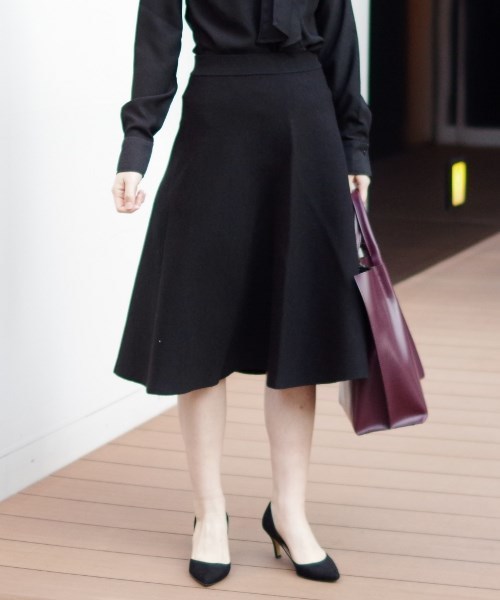 NARACAMICIE（ナラカミーチェ）の「ニットフレアスカート（スカート・レディース・グレー/ブラック・MEDIUM）」の2枚目の写真