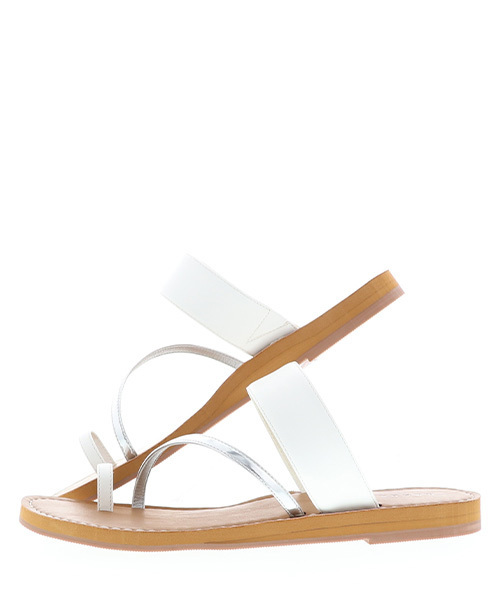 RANDA（ランダ）の「メタリックベルトフラットサンダル（サンダル・レディース・ホワイト/ブラック/ブラウン・LL/S/M/L）」の8枚目の写真