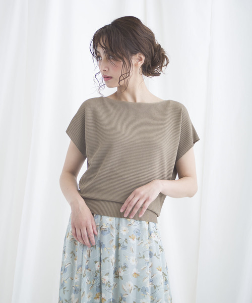 LUGG NAGG(ラグナグ)の「【Jewelobe/ ジュエローブ】 ドルマン半袖TOPS(Tシャツ/カットソー・レディース・ブラック/オフホワイト/カーキ/ブルー・FREE)」の1枚目の写真