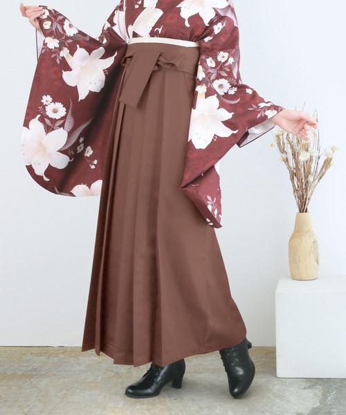 KYOETSU（キョウエツ）の「レディース無地袴（着物・レディース・ネイビー/ローズ/ダークブラウン/ライトグリーン/オレンジ/エンジ/マジェンタ/ダークパープル/ダークグリーン/ブラック/グリーン/ピンク/サックスブルー/イエロー/ターコイズブルー/パープル/スモーキーグリーン系/アイボリー/スモークピンク/グレイッシュベージュ/ブラウン/ライトブルーグレー・LL/L/S/M/3L）」の5枚目の写真