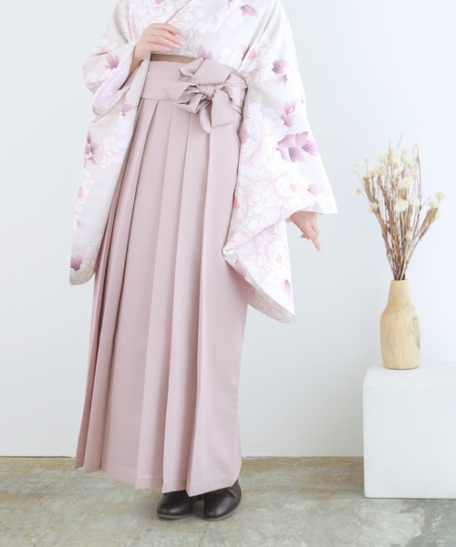 KYOETSU（キョウエツ）の「レディース無地袴（着物・レディース・ネイビー/ローズ/ダークブラウン/ライトグリーン/オレンジ/エンジ/マジェンタ/ダークパープル/ダークグリーン/ブラック/グリーン/ピンク/サックスブルー/イエロー/ターコイズブルー/パープル/スモーキーグリーン系/アイボリー/スモークピンク/グレイッシュベージュ/ブラウン/ライトブルーグレー・LL/L/S/M/3L）」の18枚目の写真