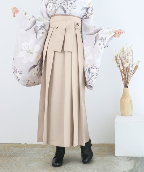 KYOETSU（キョウエツ）の「レディース無地袴（着物・レディース・ネイビー/ローズ/ダークブラウン/ライトグリーン/オレンジ/エンジ/マジェンタ/ダークパープル/ダークグリーン/ブラック/グリーン/ピンク/サックスブルー/イエロー/ターコイズブルー/パープル/スモーキーグリーン系/アイボリー/スモークピンク/グレイッシュベージュ/ブラウン/ライトブルーグレー・LL/L/S/M/3L）」の6枚目の写真